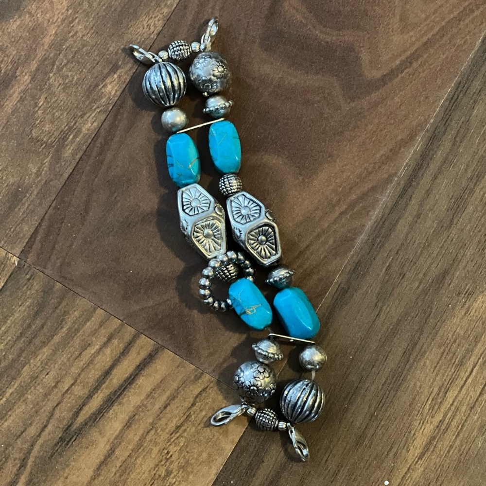 Turquoise and Silver Beaded Bracelet